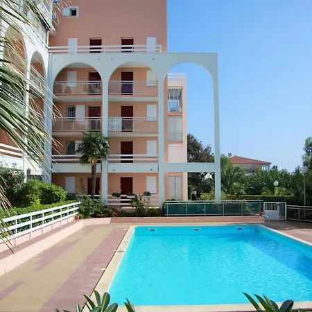 Mezzanine, Avec Piscine *